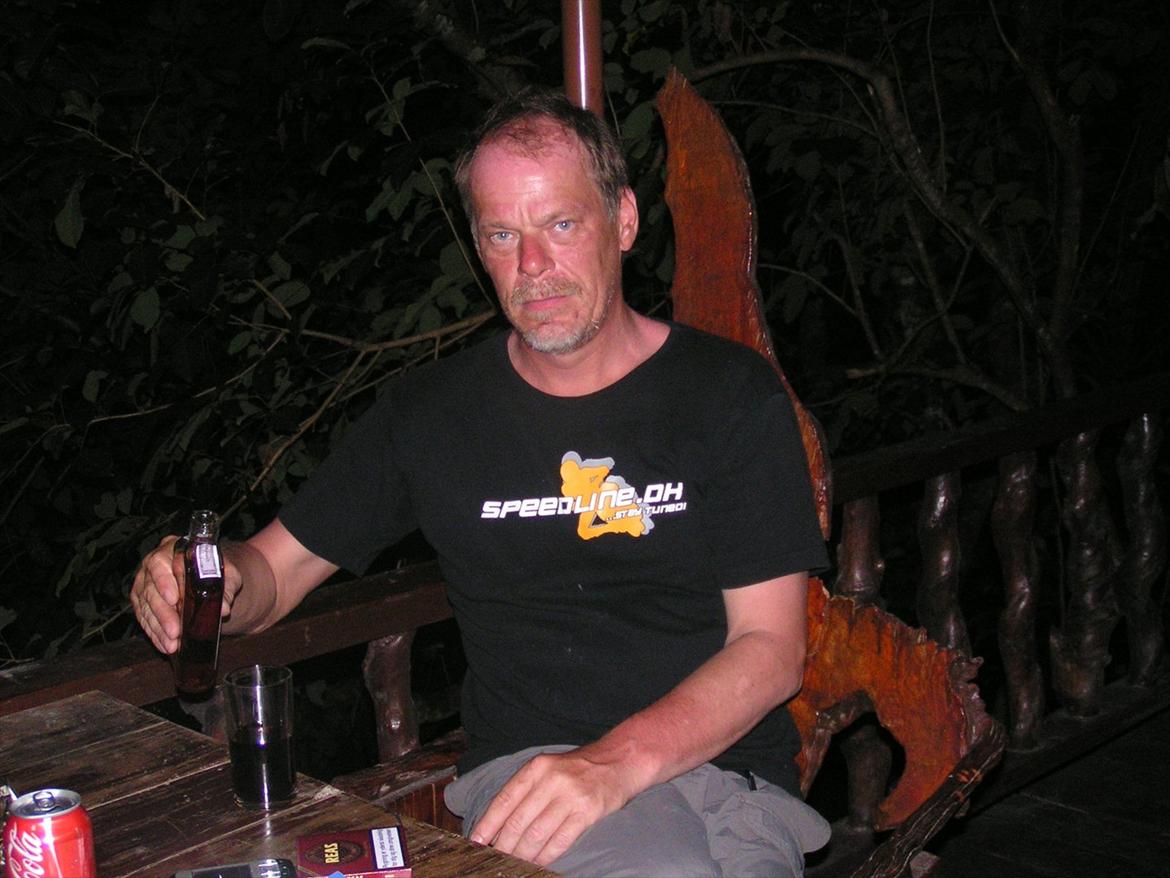 Thailand rundt på MC  - Fint, så tager jeg en Whisky mere  billede 181