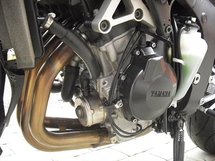 Yamaha YZF R6 end of season 2011 billede 0