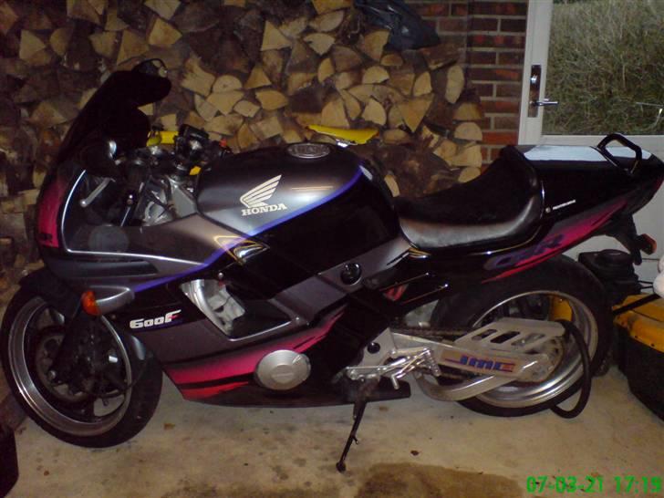 Opbygning af min F2 - Her er Hondaen som jeg købte den. billede 1