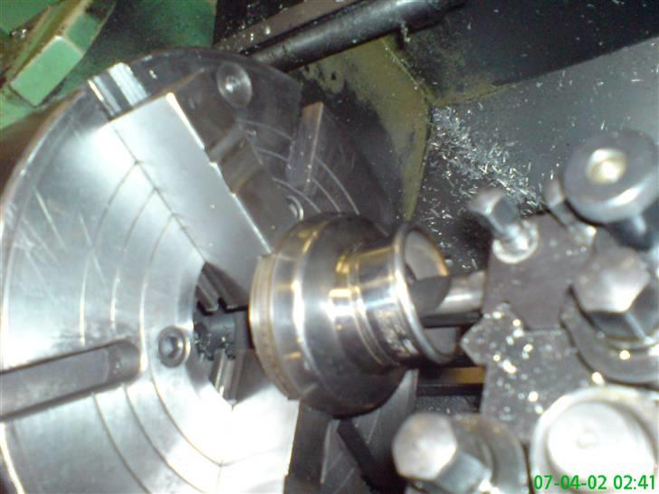 Opbygning af min F2 - Flancher bliver drejet op. billede 12