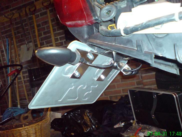 Opbygning af min F2 - Bagskærm og miniblinkere. billede 21