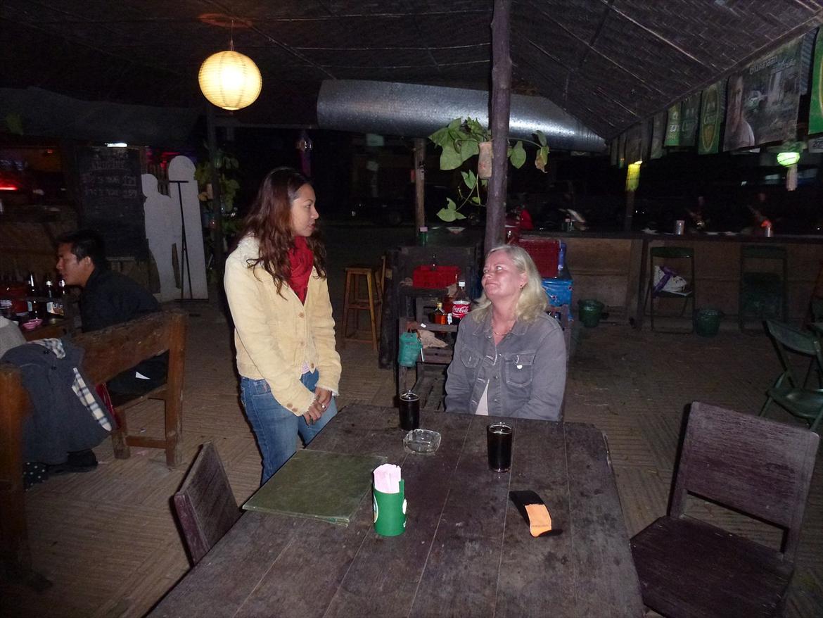 Thailand rundt på MC  - Nysgerrig er de, og utroliglig hjælpsom  billede 290