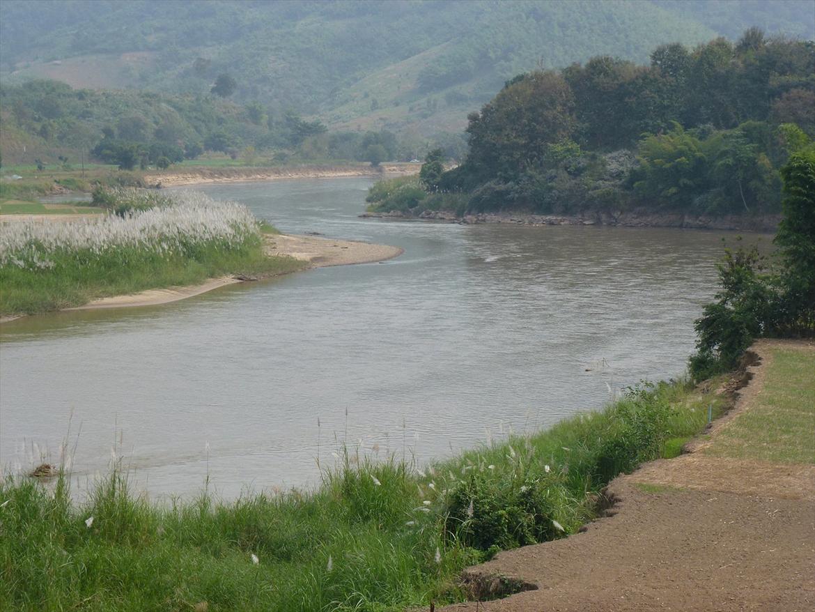 Thailand rundt på MC  - Denne flod kørte vi langs ca 40 km  billede 298
