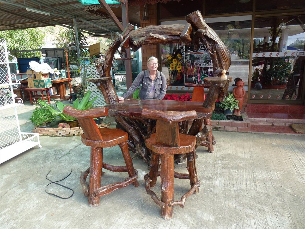 Thailand rundt på MC  - Træ kunst  billede 303