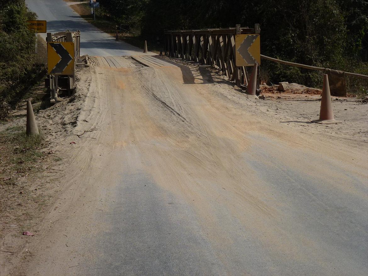 Thailand rundt på MC  - Umarkeret bro  billede 350
