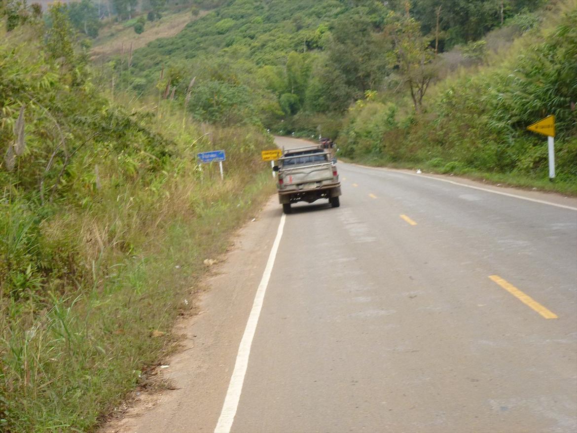 Thailand rundt på MC  - og det går nedad billede 352