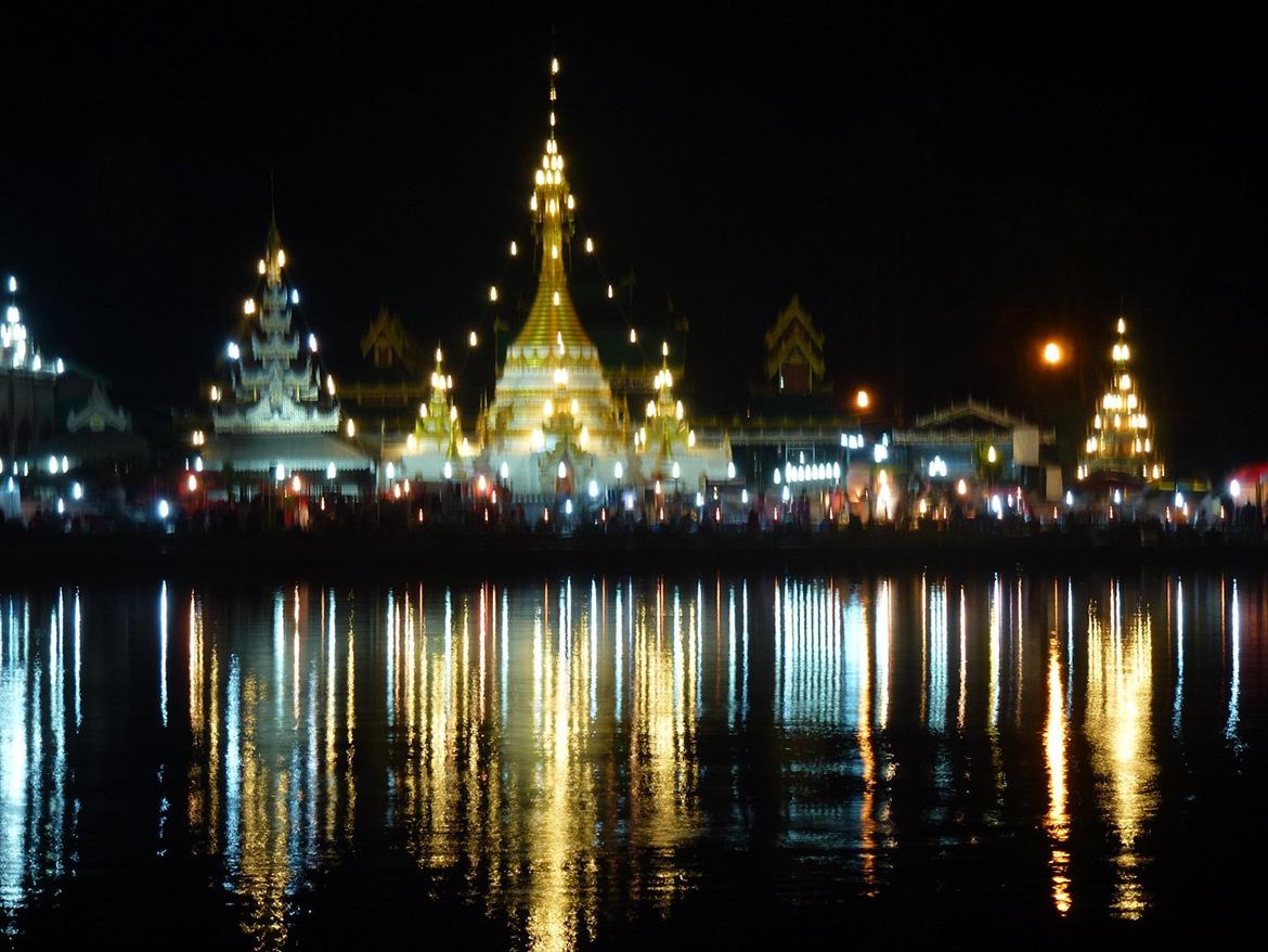 Thailand rundt på MC  billede 364