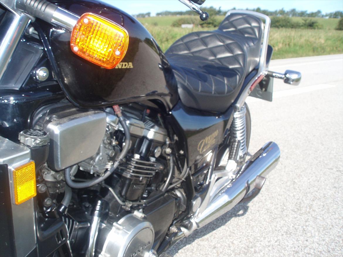 Honda VF 1100 C - V65 Magna - 84' billede 15