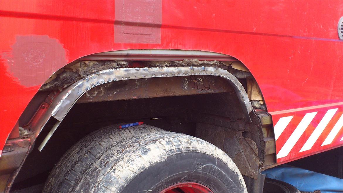 Mercedes 711D billede 2