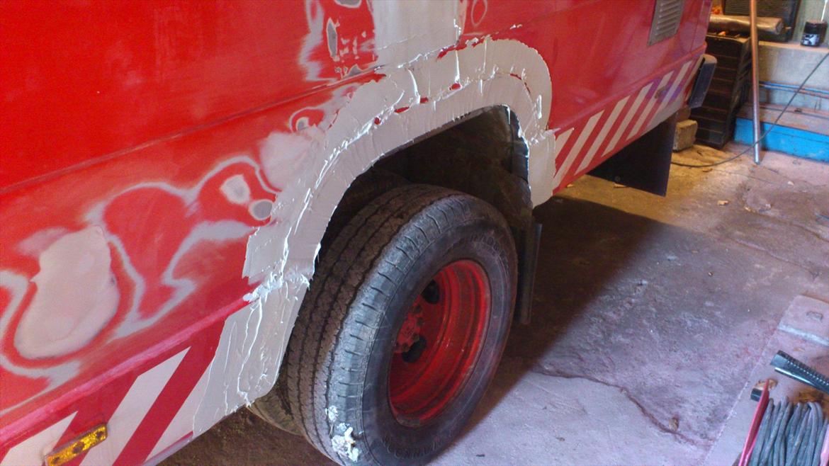 Mercedes 711D billede 10