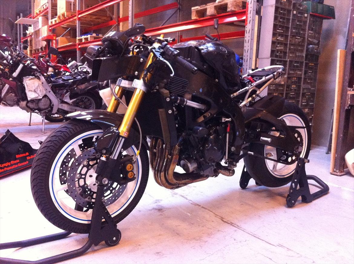 Baneracer vinter projekt - Lige før jeg ikke sætter kåberne på igen.
Det ser da ret godt ud? :D billede 30