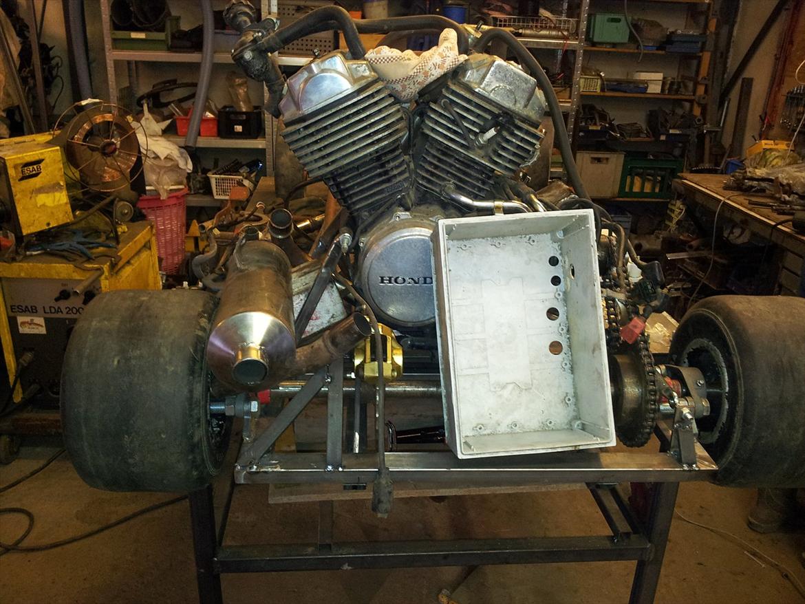 Gokart Honda VT500 - Skal el-kassen sidde her?  billede 24