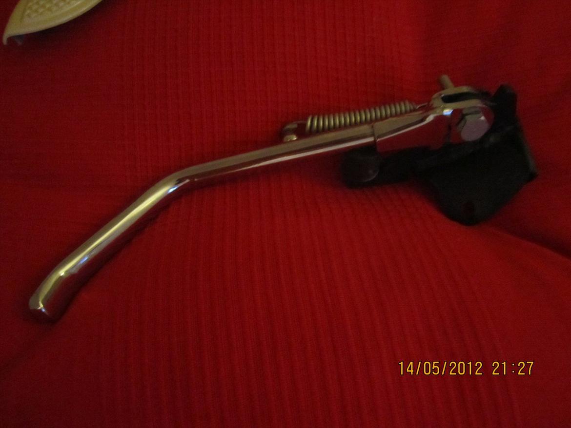 Aprilia Habana 125ccm - retrofit - Der bliver kun monteret sidestøtteben på scooteren.. billede 69