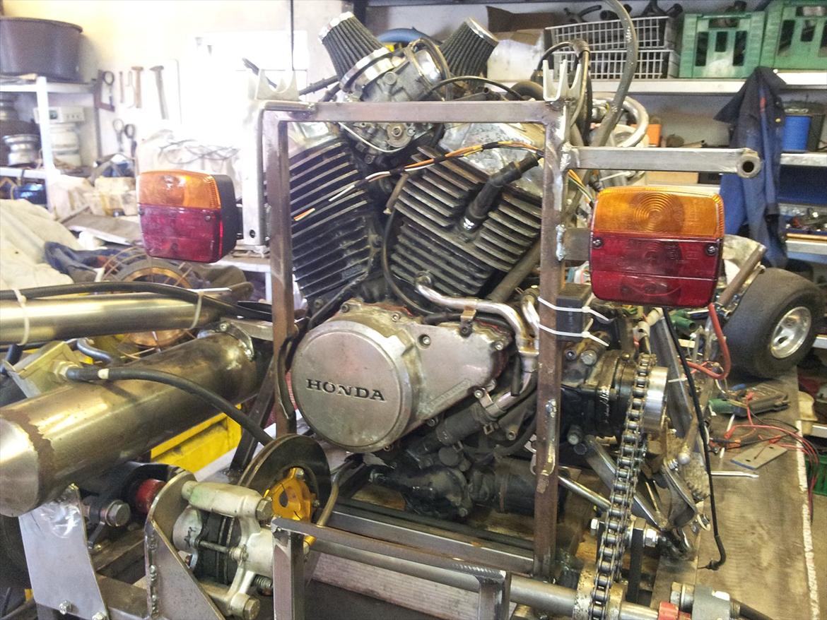 Gokart Honda VT500 - Bling bling baglygter og færdig med at lave pumpe..  billede 85