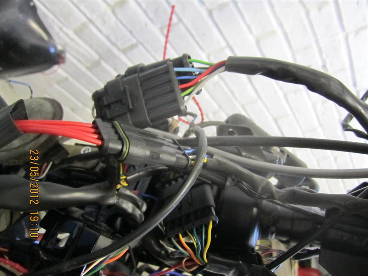 Aprilia Habana 125ccm - retrofit - De fine plugs fra AMP, superseal..! billede 70