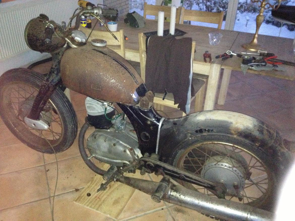 Nsu mbygning/bobber billede 6
