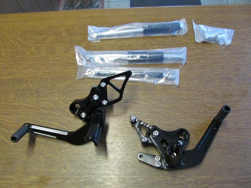 Honda Dax 150ccm Cafe Racer - CNC Tilbagerykker fodhviler Bestilt billede 34