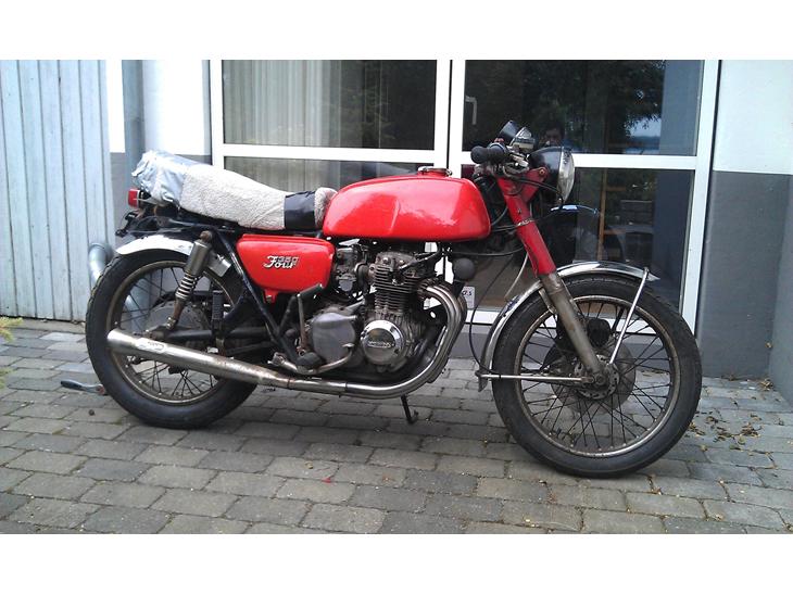 Honda CB350 cafe racer projekt - Lige hentet ved sælger. bemærk det flotte sæde. billede 999