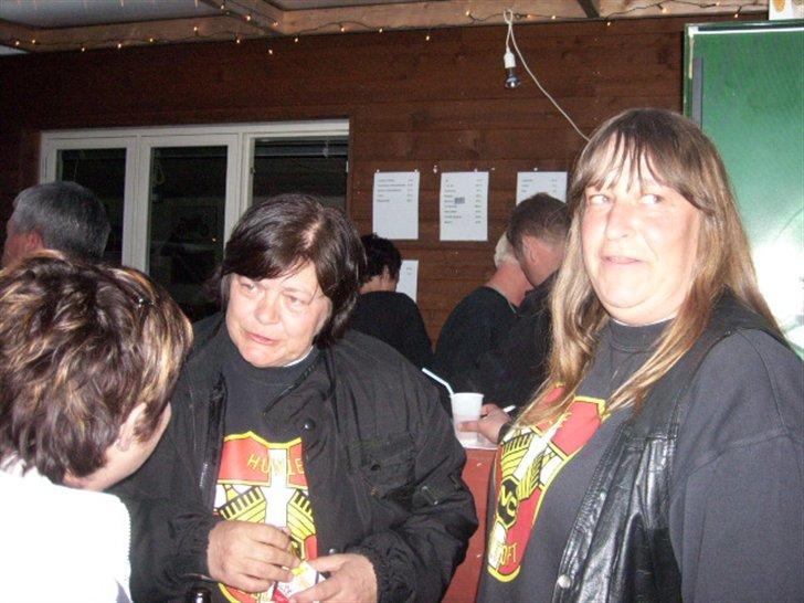 Mc 75 i Hammel - De søde Humle piger :o) billede 5