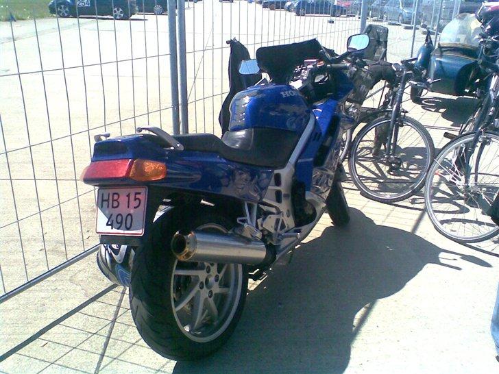 Med "klubben" til DHB - Et billede af en VFR til ære for ALF! billede 22