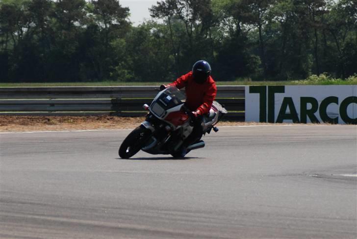 Trackday på Padborg Park VF 1000 F billede 10