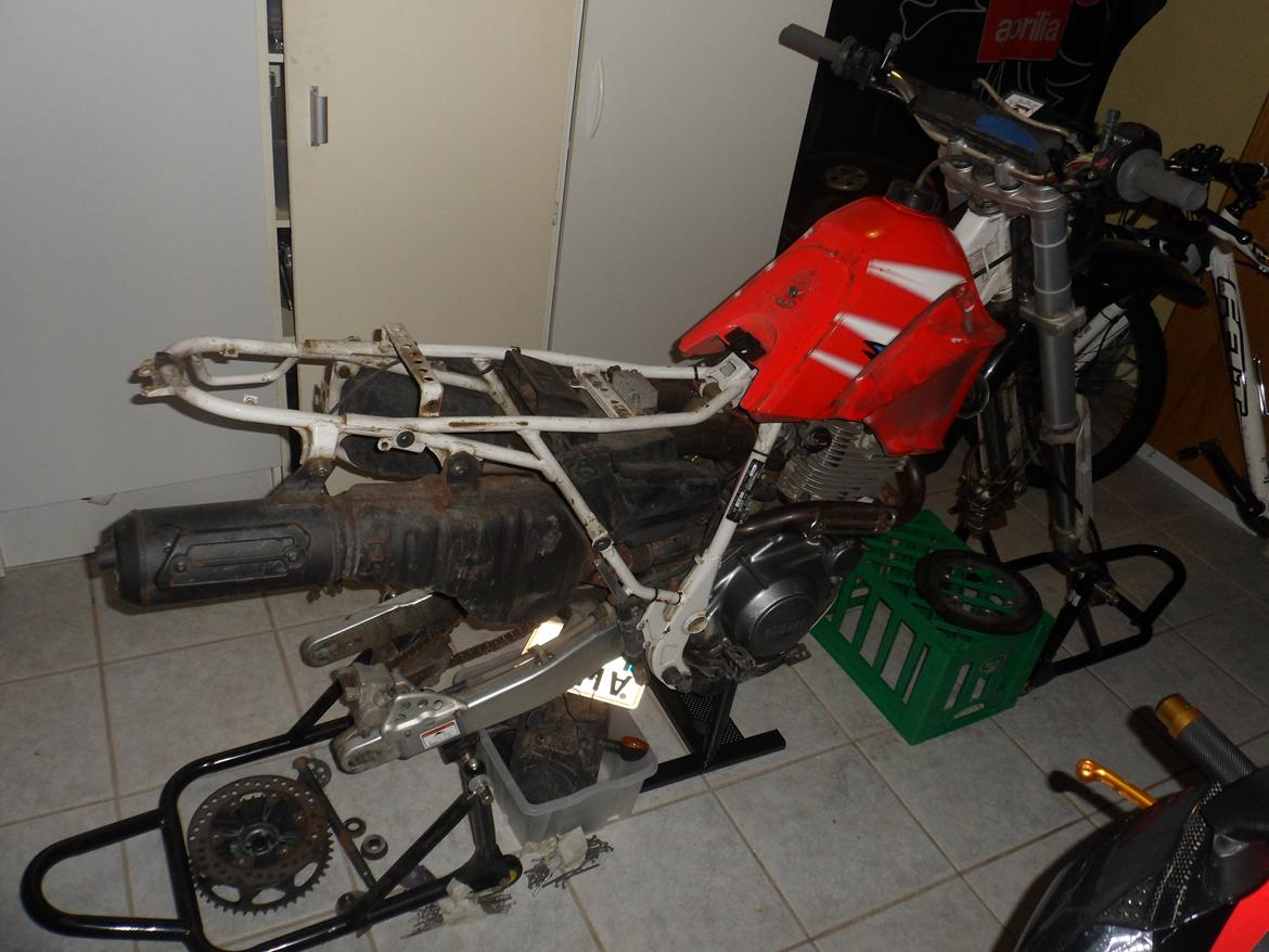renovering/ombygning til gade motard yamaha tt 600 e balgarda (solgt) billede 27