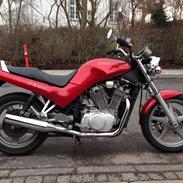 Suzuki VX800