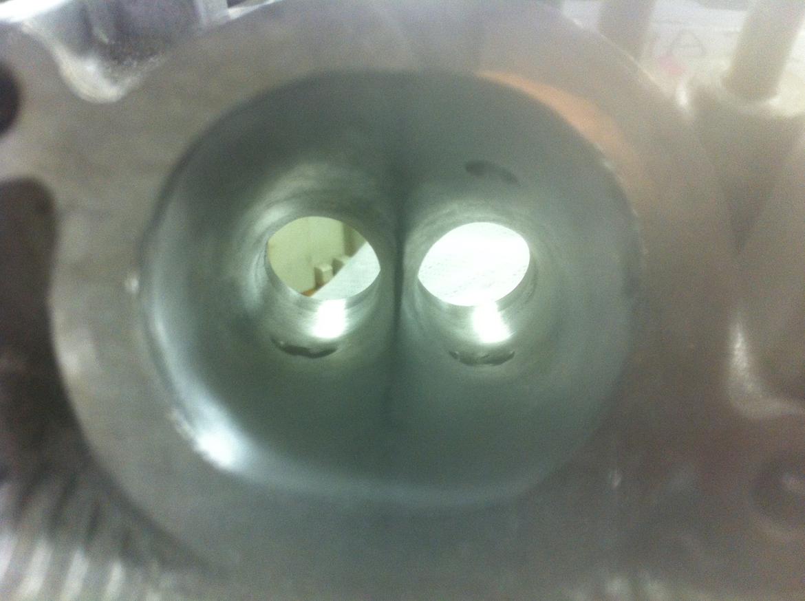 portning af R6 topstykke billede 9