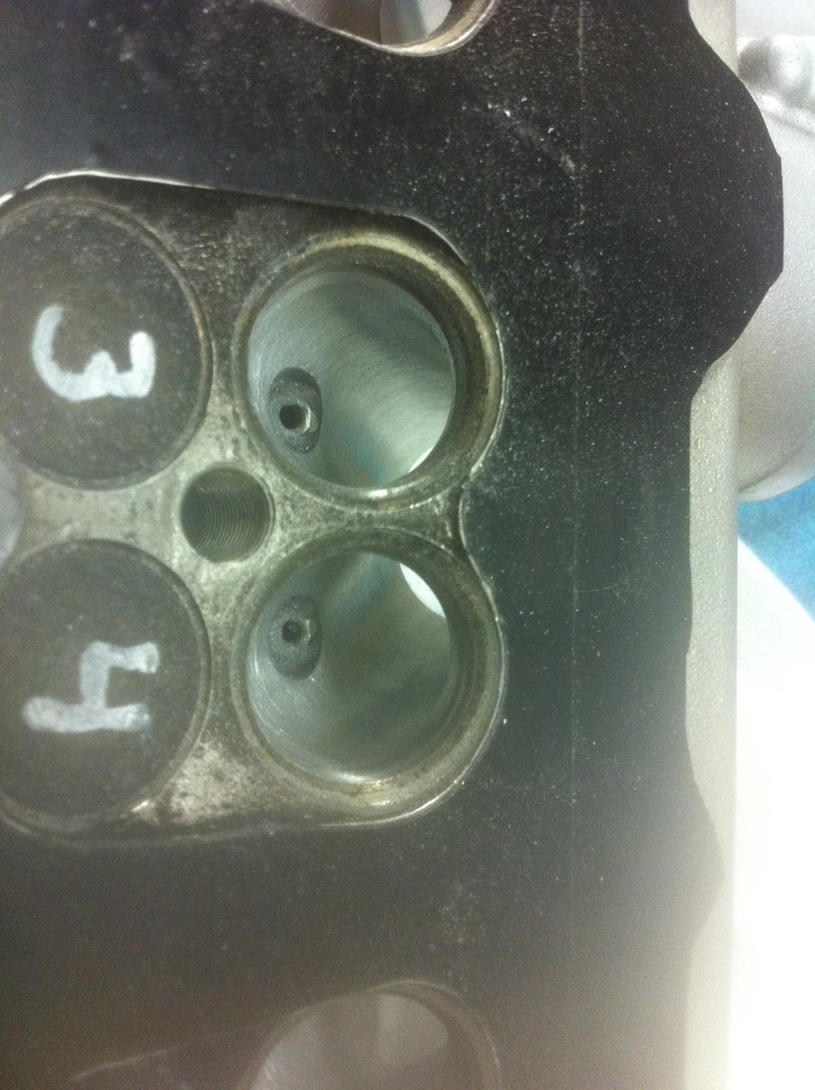 portning af R6 topstykke billede 10