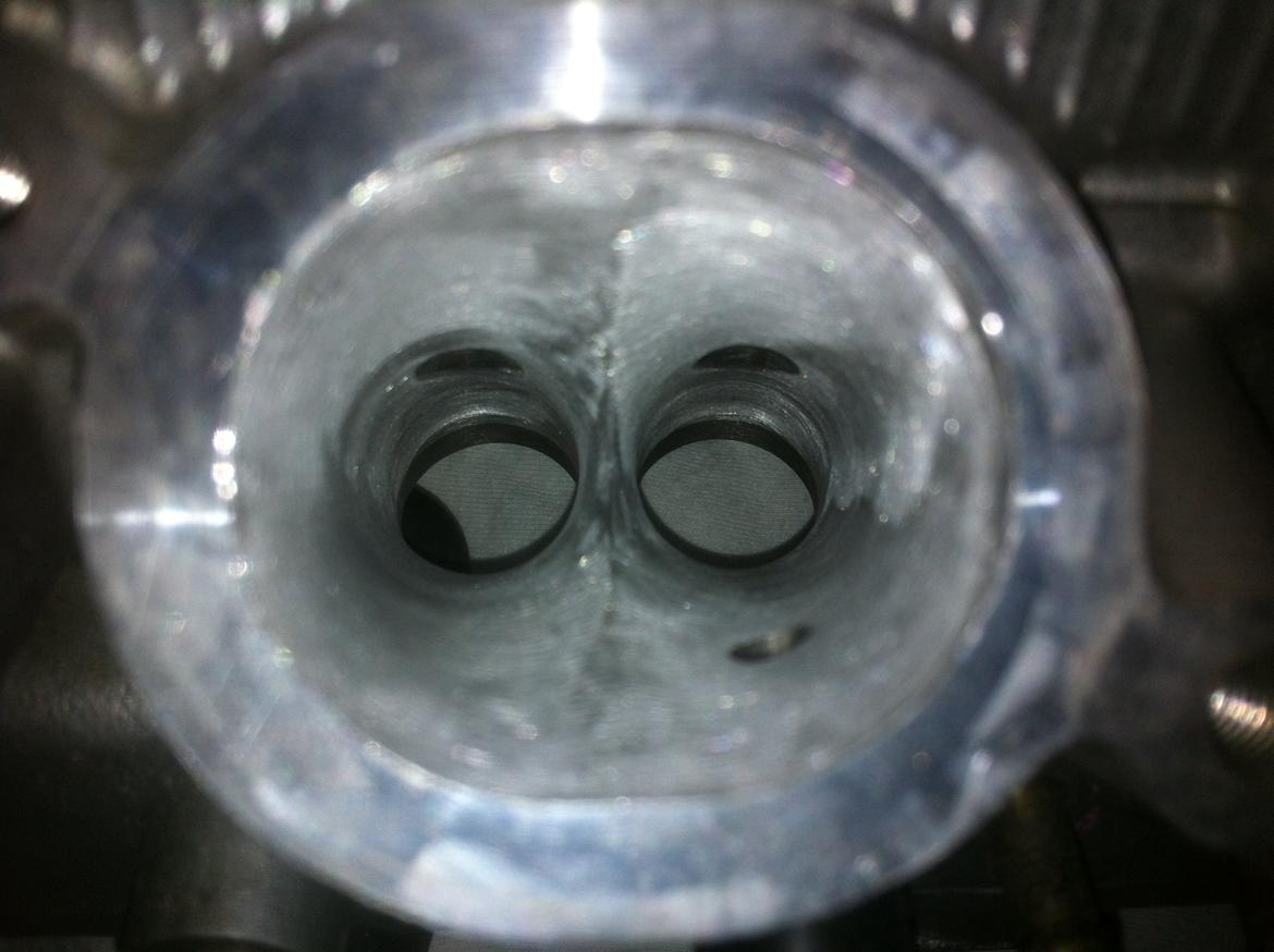 portning af R6 topstykke billede 15