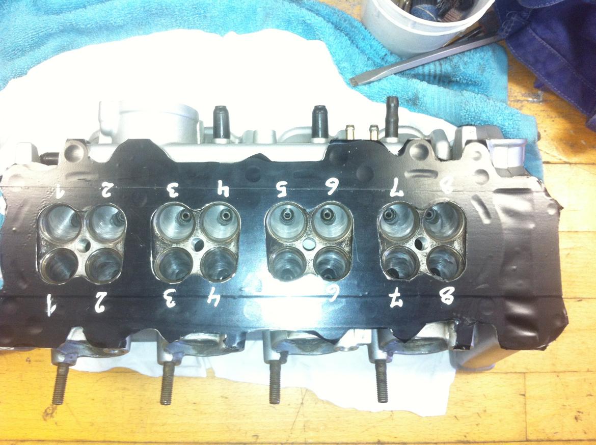 portning af R6 topstykke billede 22