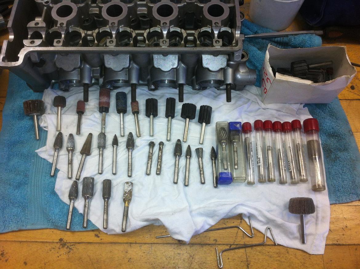 portning af R6 topstykke billede 28