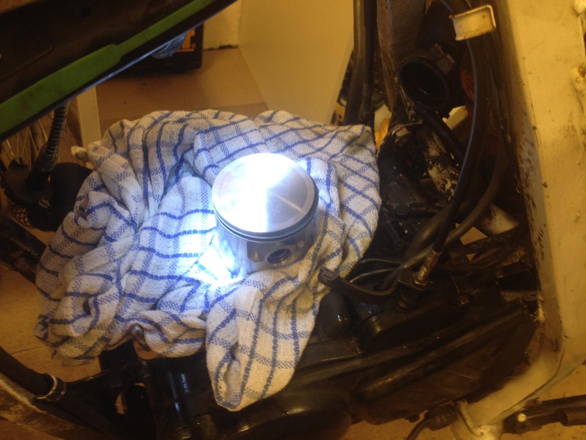 Honda MTX 125 - På med det nye 66mm stempel, billede 6