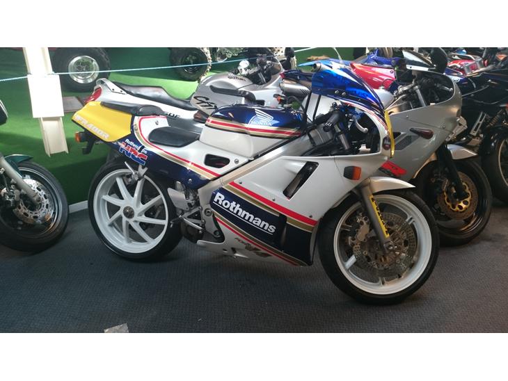 honda vfr400r nc30 rothmans billede 21