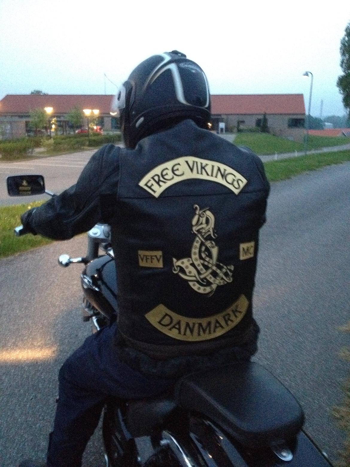 vikingklub Free vikings mc danmark - på vej ud i det blå billede 1