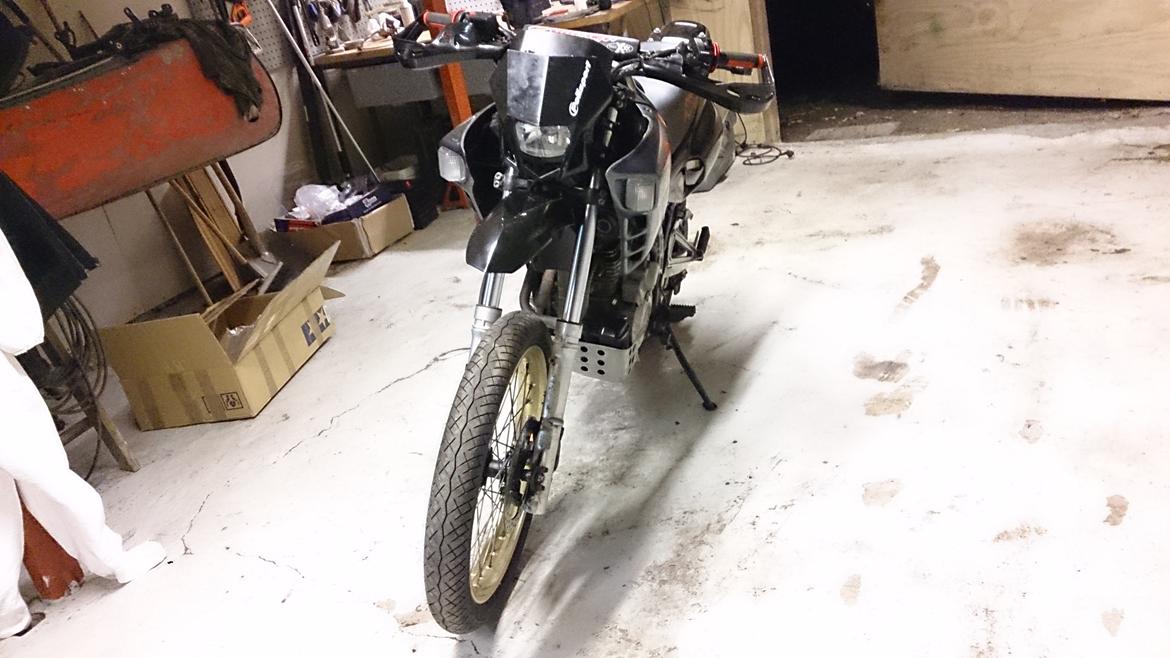 Honda NX 650 Dominator projekt motard billede 11