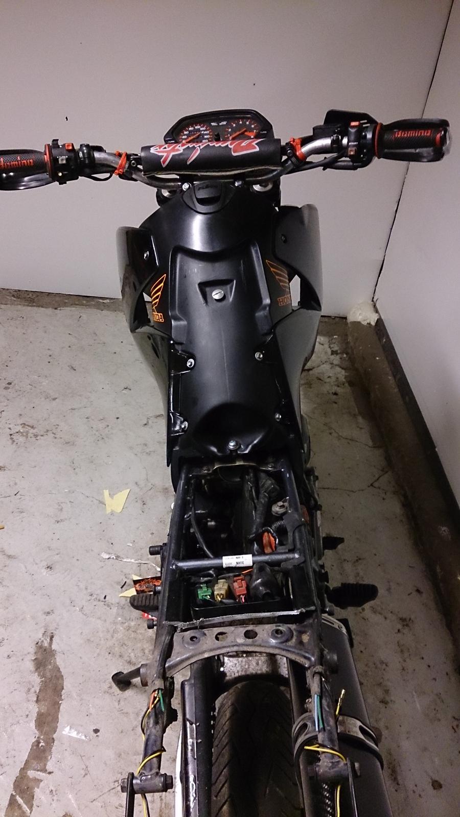 Honda NX 650 Dominator projekt motard billede 52