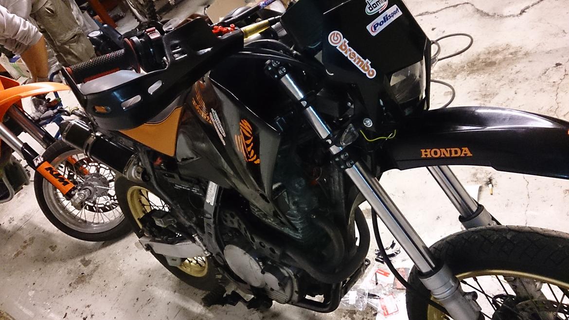 Honda NX 650 Dominator projekt motard - surprise igen klistermærker billede 58