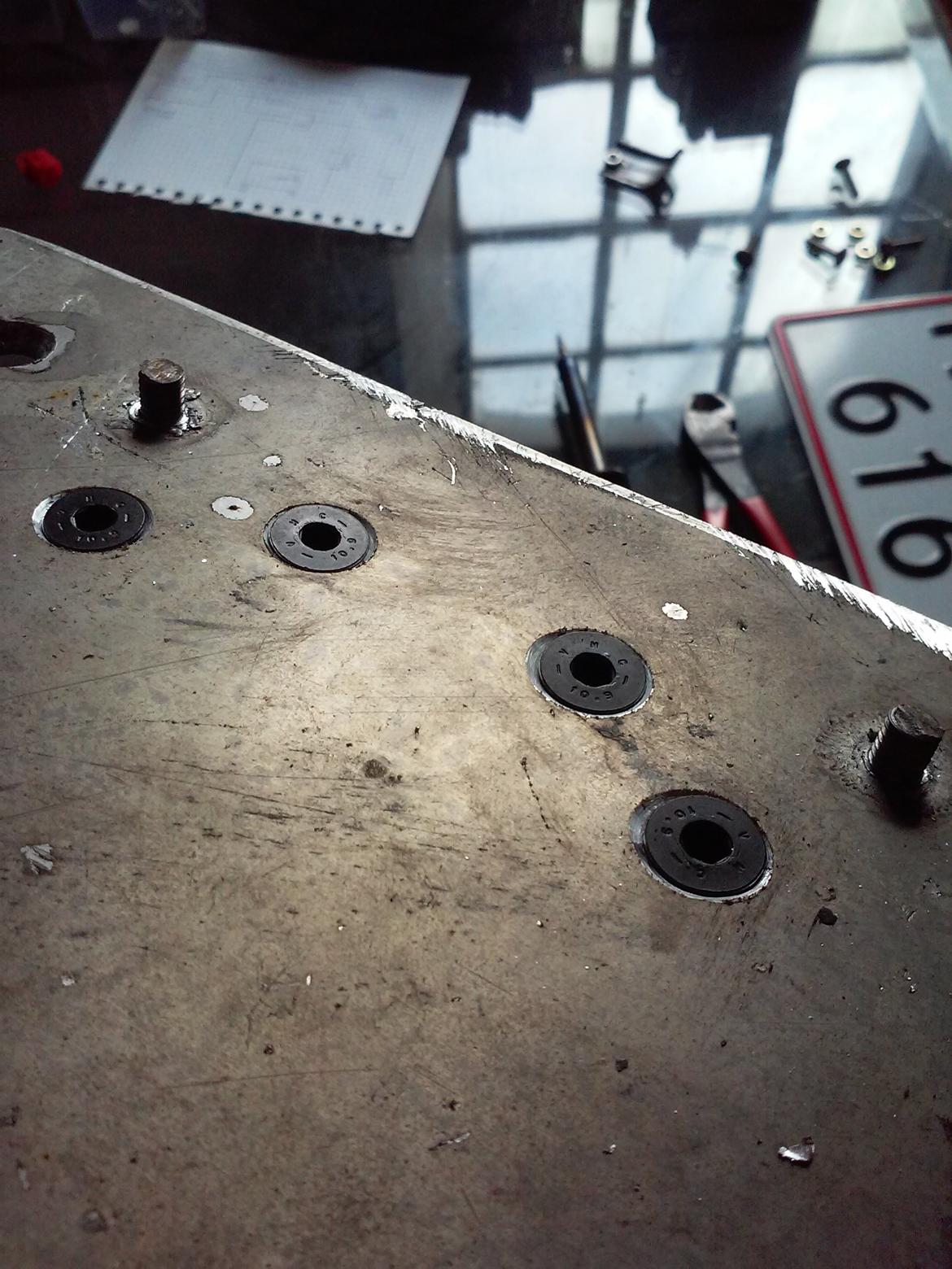 nr plade vipper fzr1000 billede 7