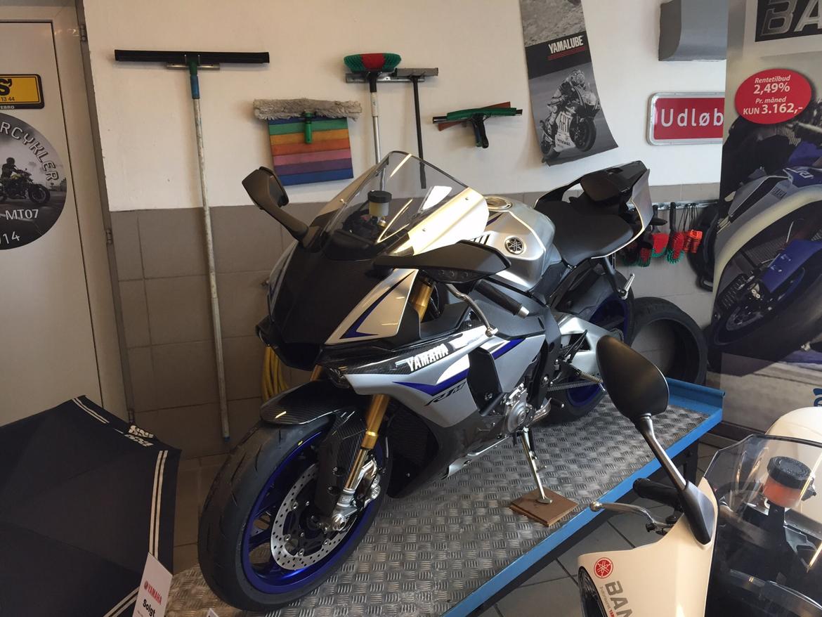 Yamaha 2015 dag hos Banks MC billede 3