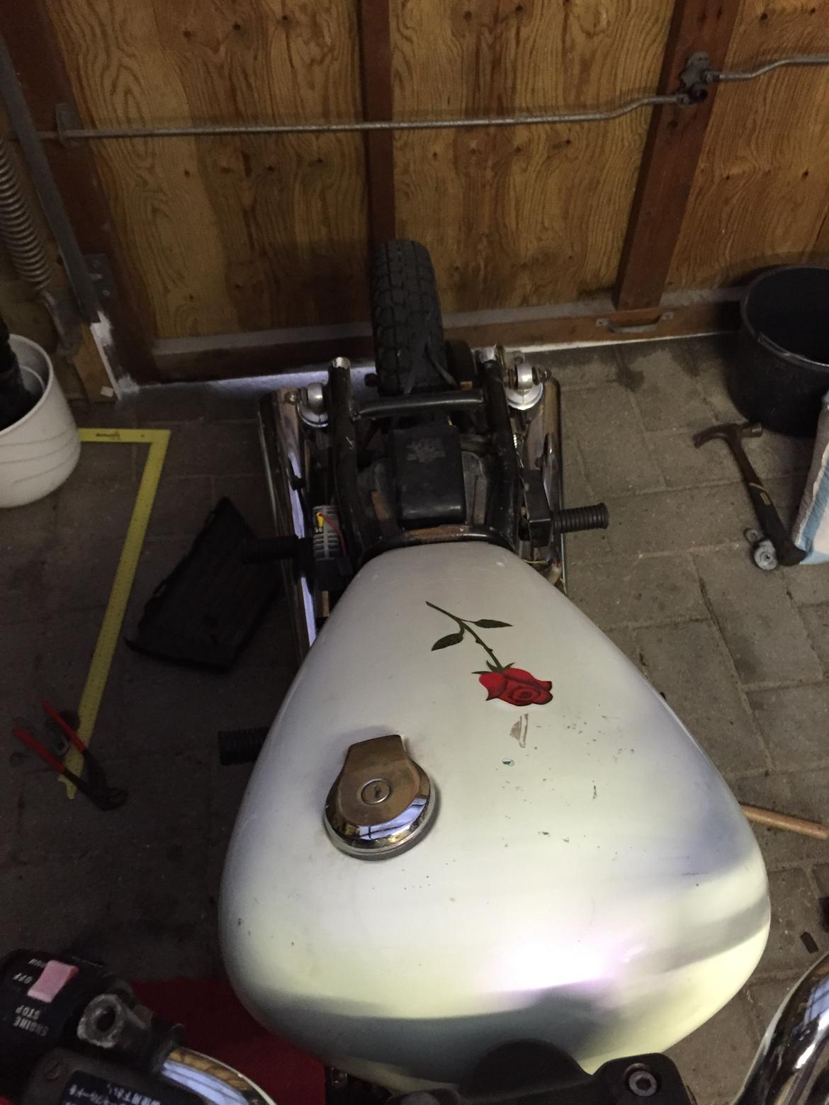 Suzuki Gs 450 Bobber projekt  billede 3