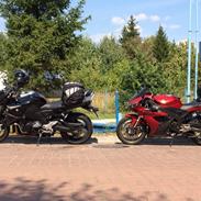 Yamaha r1-2005