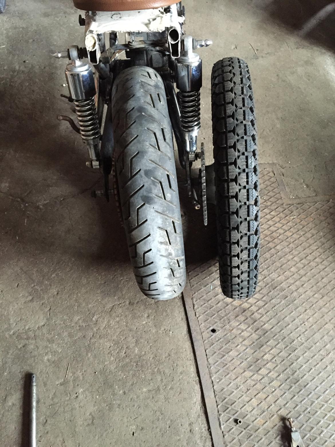 Suzuki Gs 450 Bobber projekt  billede 12