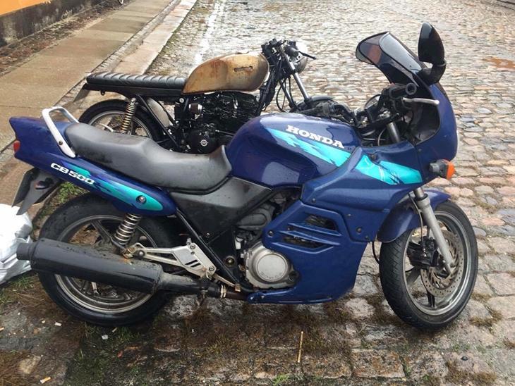 {{currentPhoto.altText}} billede {{currentPhoto.number}}