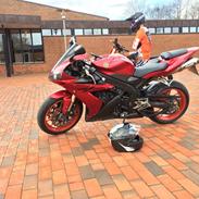 Yamaha r1-2005