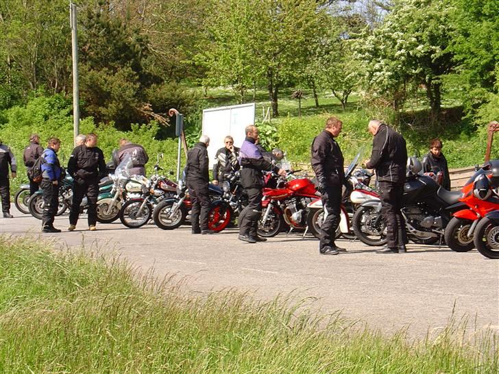 Limfjorden rundt 2007 - Ok... indrømmet... jeg er bare ikke en ørn til at huske, hvad de steder nu lige hedder.. der hvor vi nu lige var... men hyggeligt, det var det sgu... billede 51