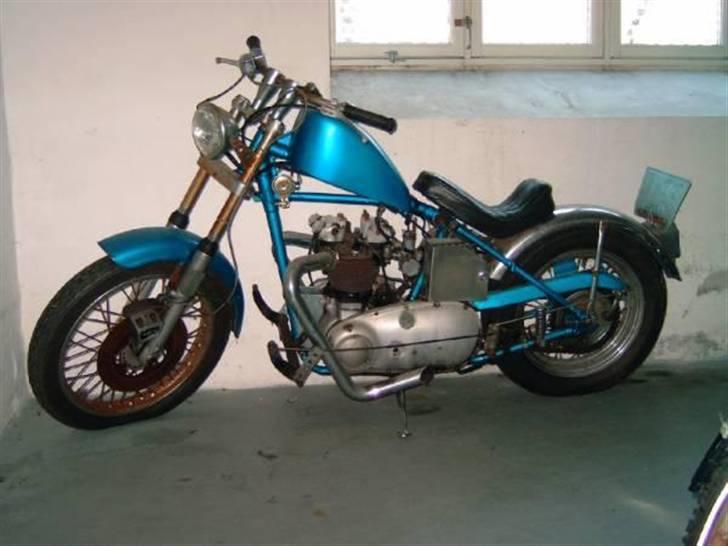 Min gamle Triumph Speedtwin 500ccm årg.54 billede 2