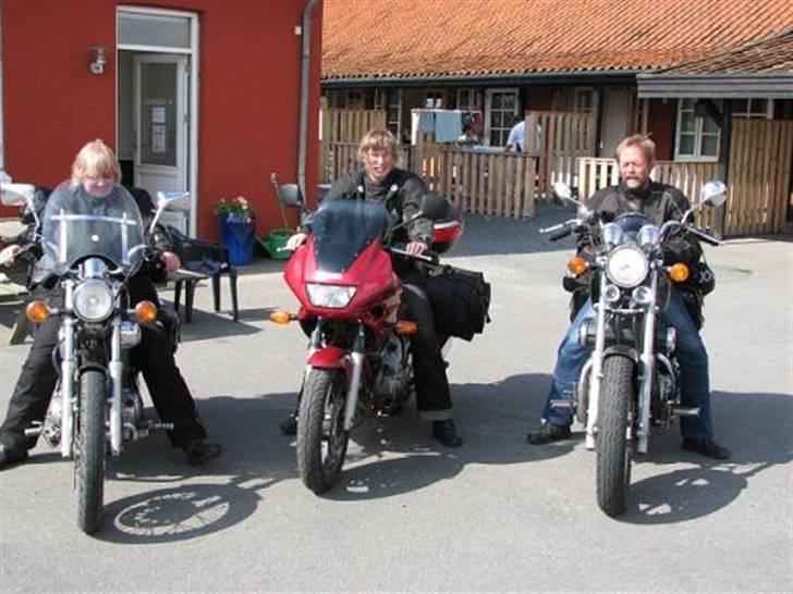 Bornholm - Så er MCérne pakket og gjort klar til at se det vi ikke nåede, inden vi skal med  Rønne-Køge færgen kl23.30. billede 21