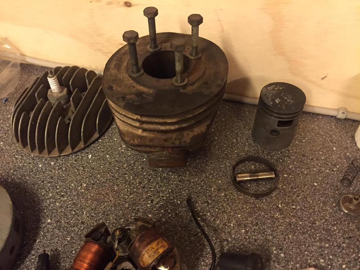 Husqvarna 118cc "Rödmyra"  - Cylinder, topstykke og stempel.  billede 18