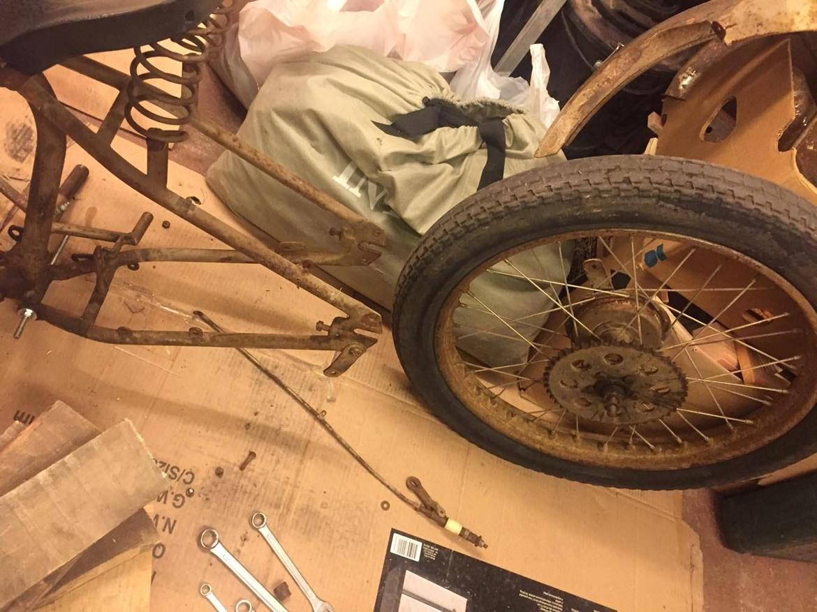 Husqvarna 118cc "Rödmyra"  - Baghjulet blev afmonteret. billede 48